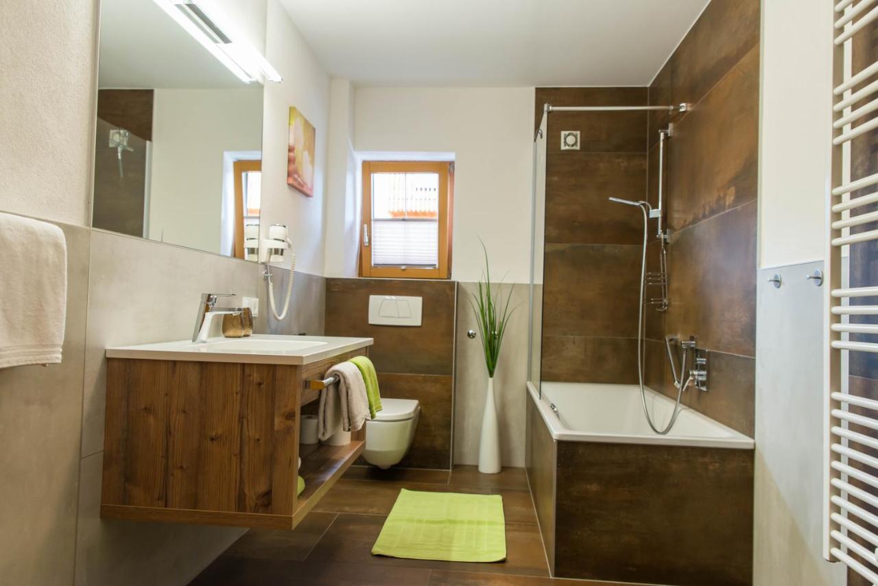 Appartements Gadenstaetter มาริอาอาล์ม อัม ชไตเนอร์เนินเมียร์ ภายนอก รูปภาพ