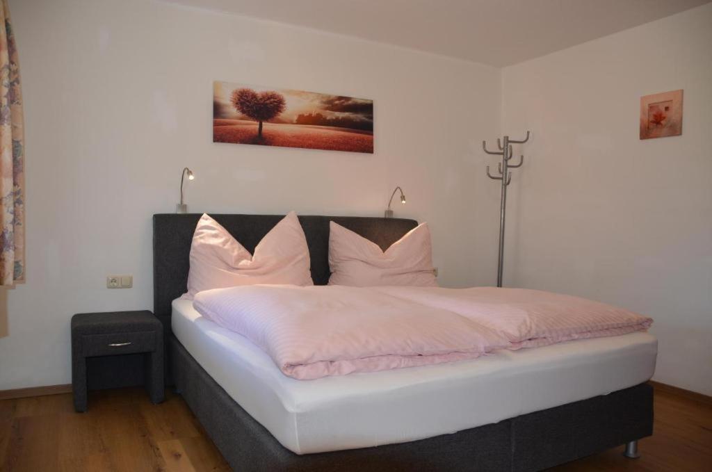 Appartements Gadenstaetter มาริอาอาล์ม อัม ชไตเนอร์เนินเมียร์ ภายนอก รูปภาพ